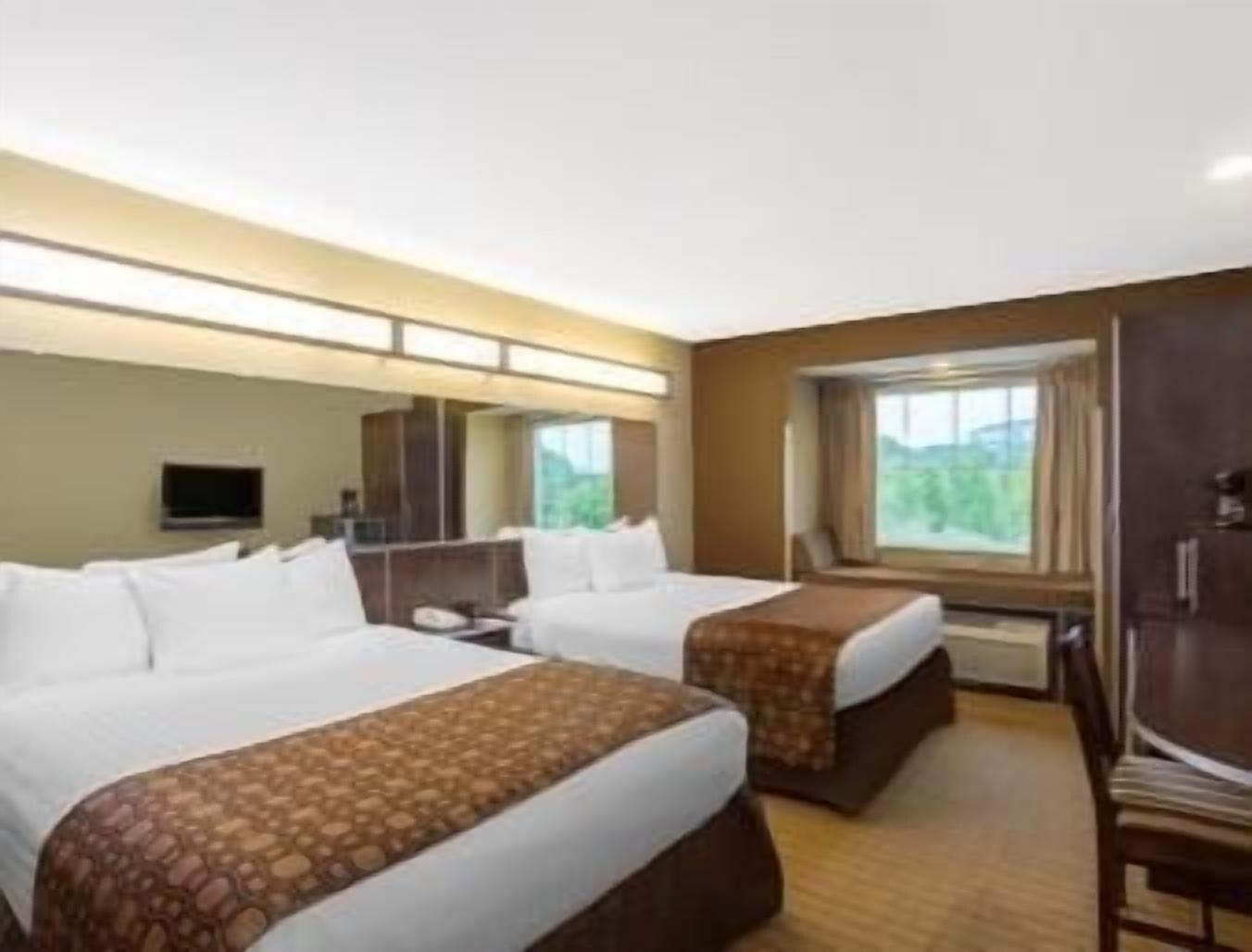 Microtel Inn & Suites By Wyndham Marietta Exterior photo