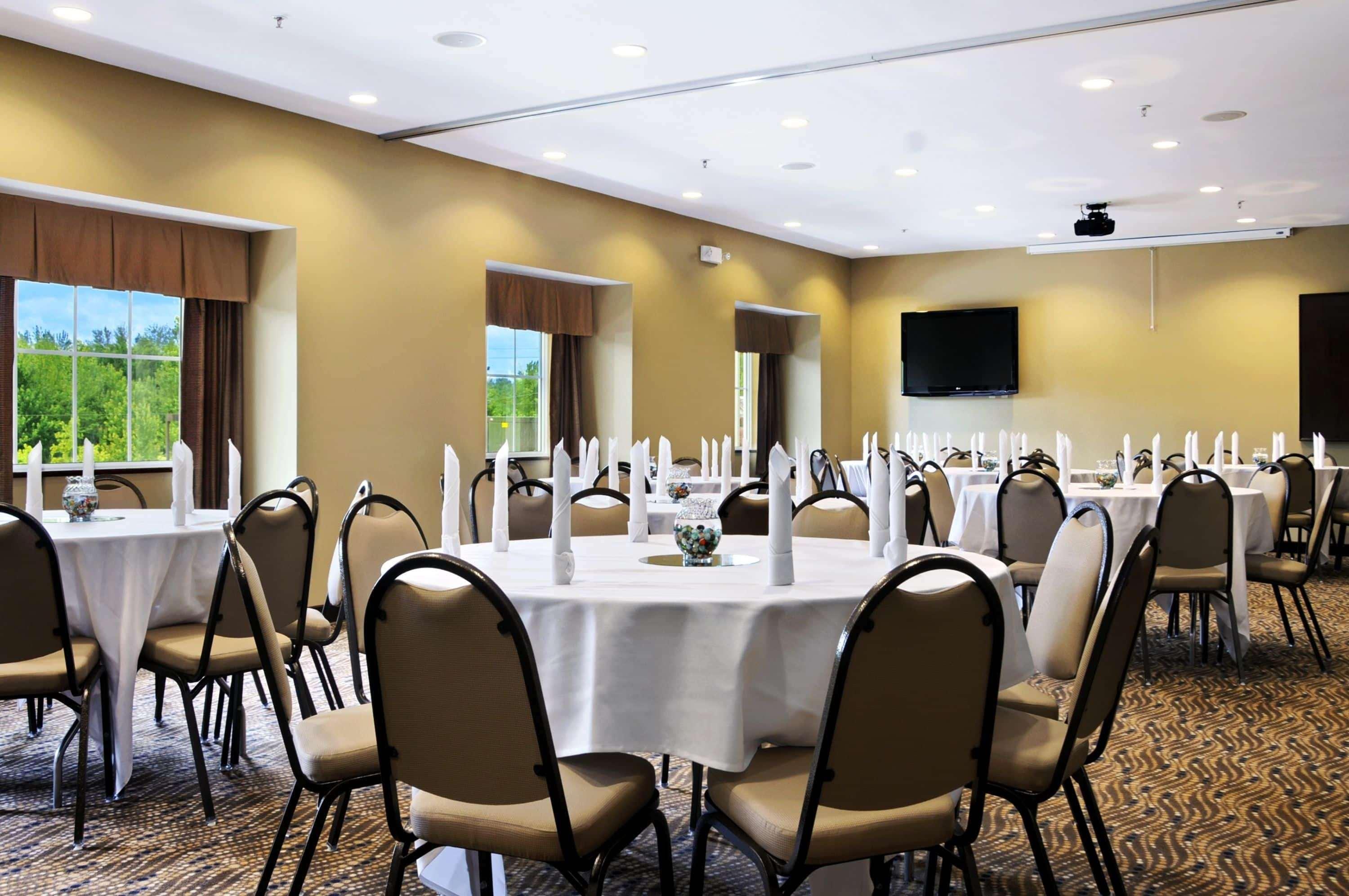 Microtel Inn & Suites By Wyndham Marietta Exterior photo